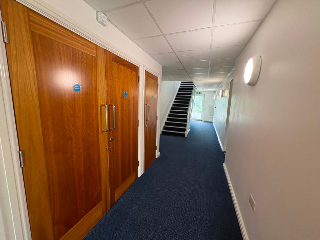 Property photo 3 of 23