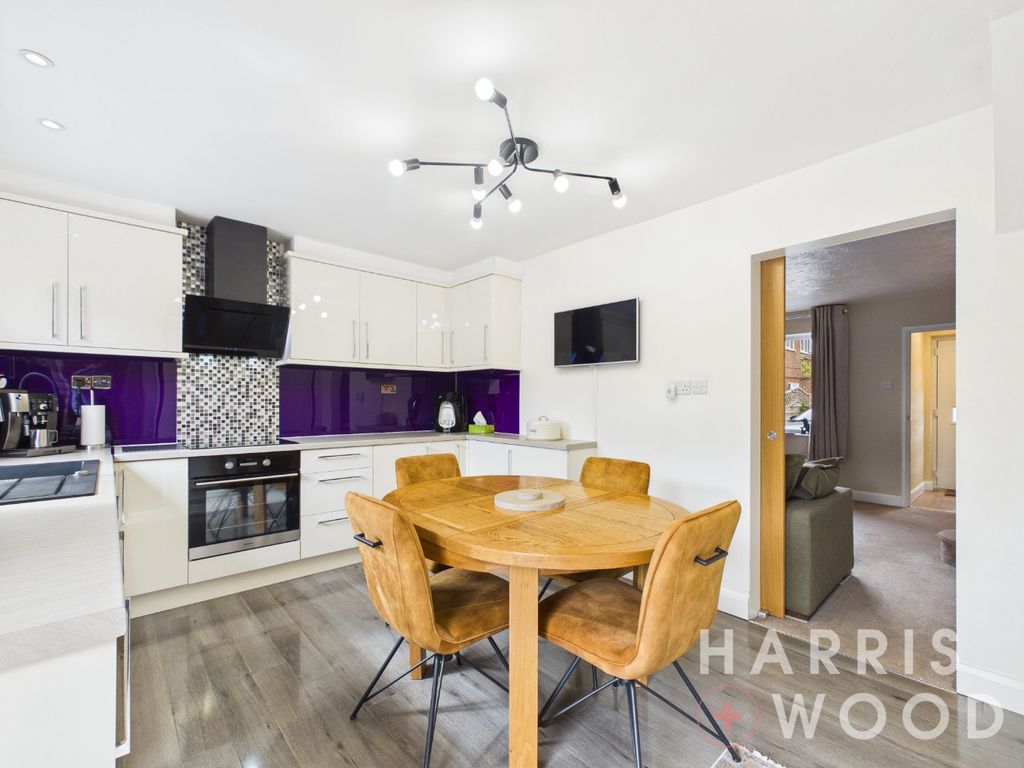 Property photo 3 of 24 5523965