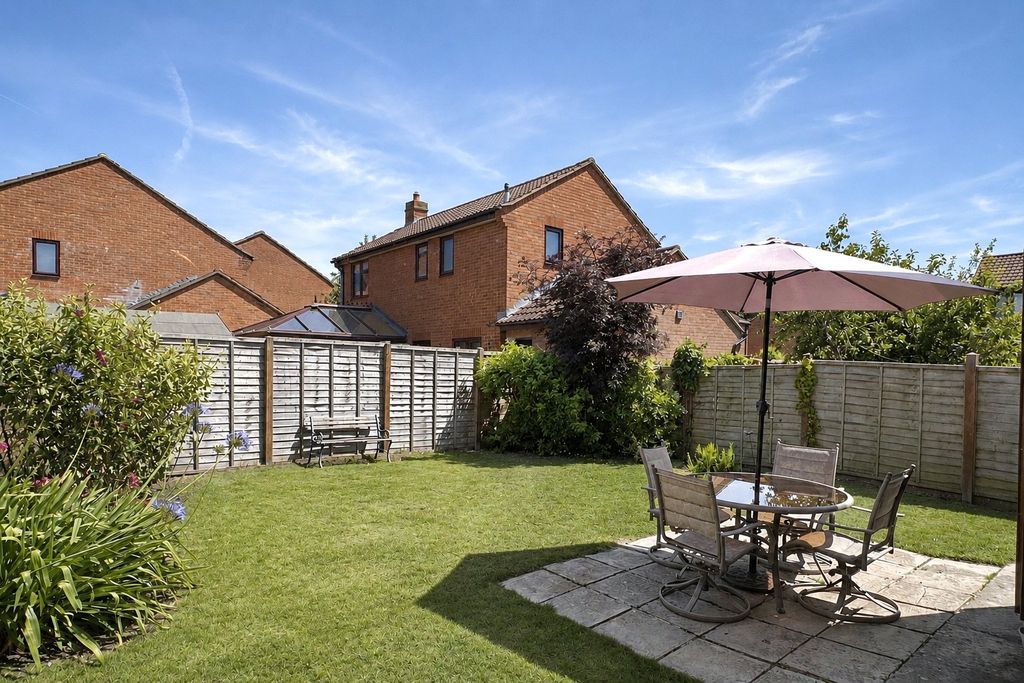 Property photo 2 of 15 Picture No. 25