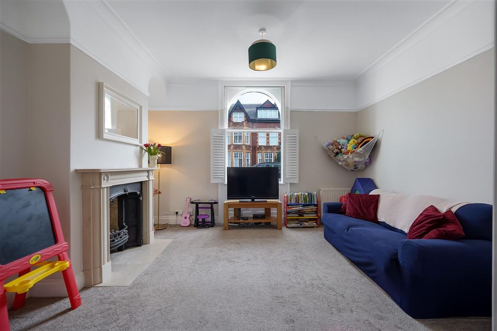 Property photo 3 of 36 Dsc01353.Jpg