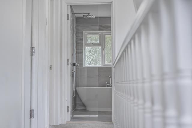 Property photo 3 of 10 Hallway