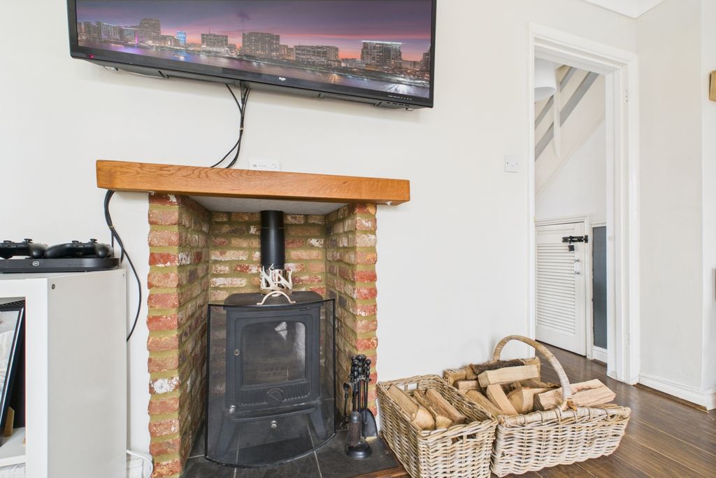 Property photo 3 of 13 Log Burner