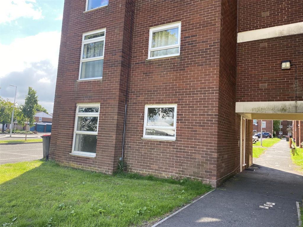 Property photo 1 of 7 Img-4777.Jpg