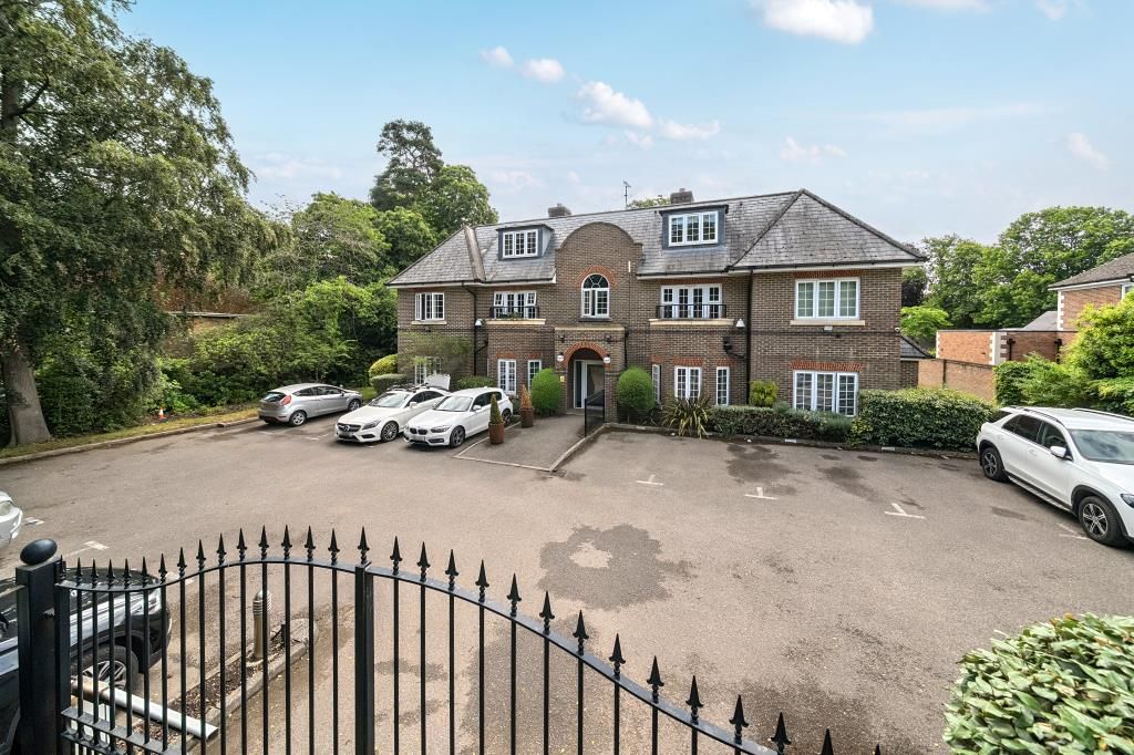 Property photo 1 of 11 External View