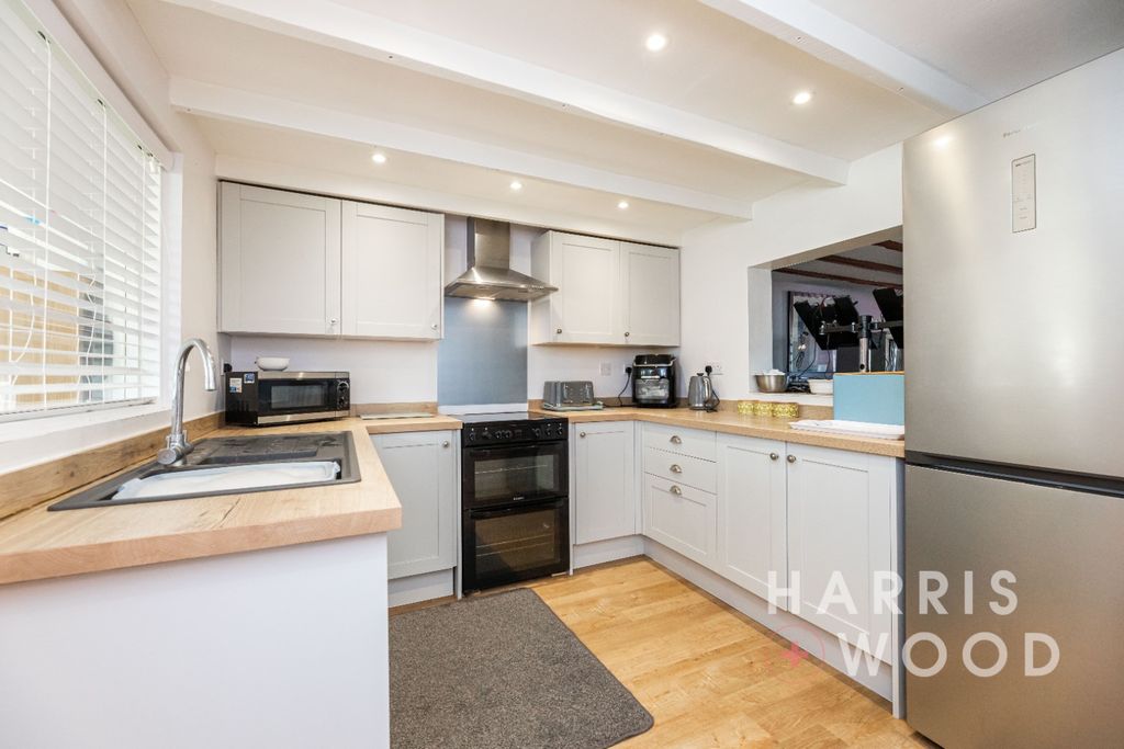 Property photo 2 of 35 4259751