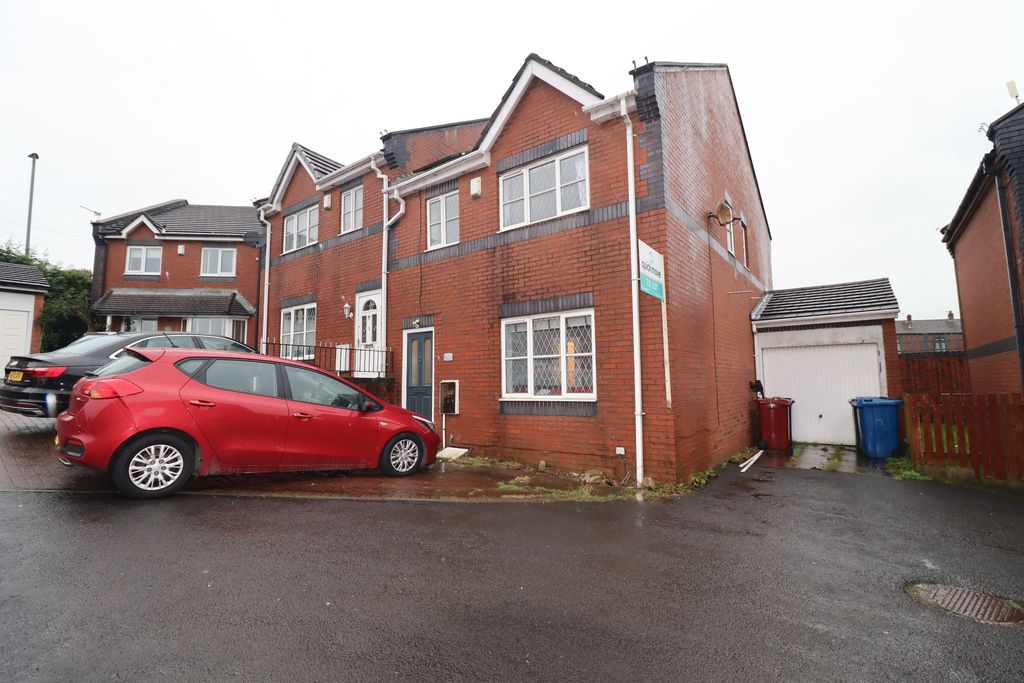 Property photo 2 of 17 Photograph 19