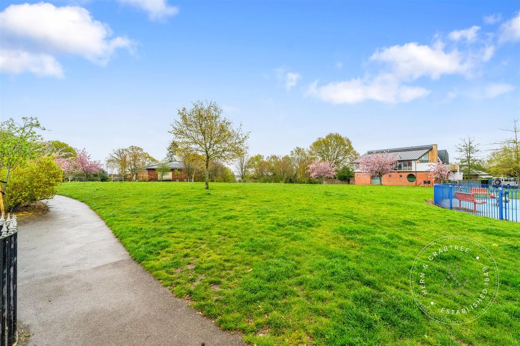 Additional image 34 of 2 bed flat for saleCyncoed Gardens, Cardiff CF23