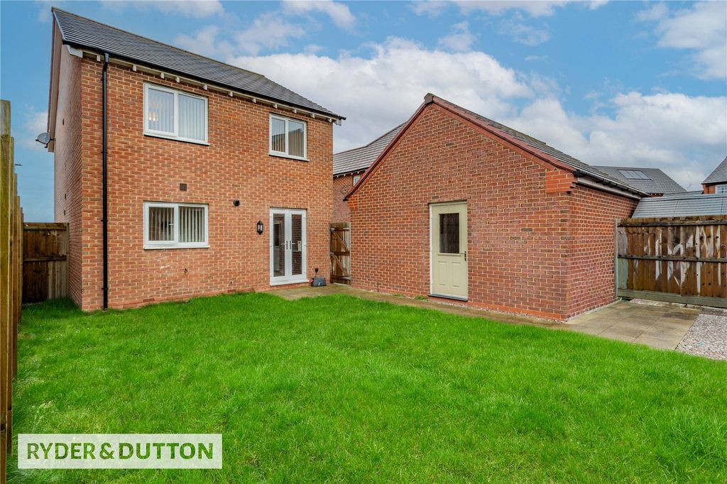 Property photo 2 of 25 Picture No. 23