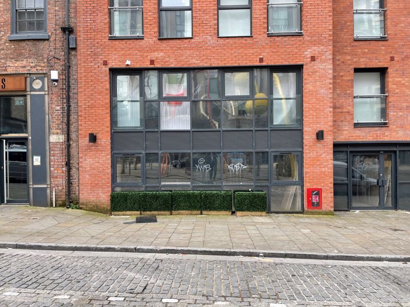 Property photo 1 of 7 Photo 6