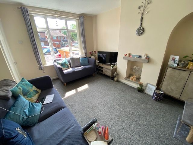 Property photo 2 of 11