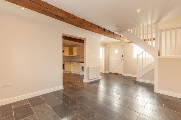 Property photo 3 of 10 122928