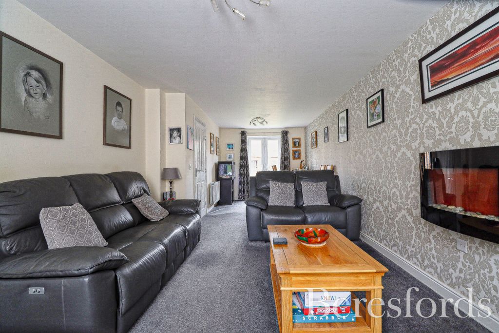 Property photo 2 of 22 Picture 2