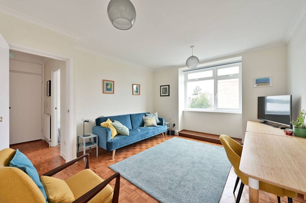 Property photo 1 of 7