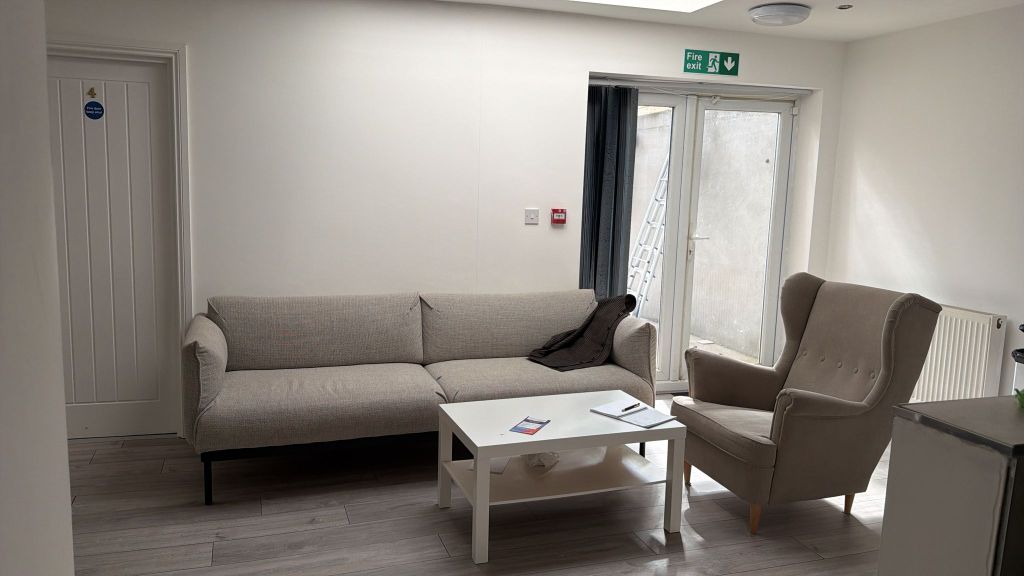 Property photo 2 of 14