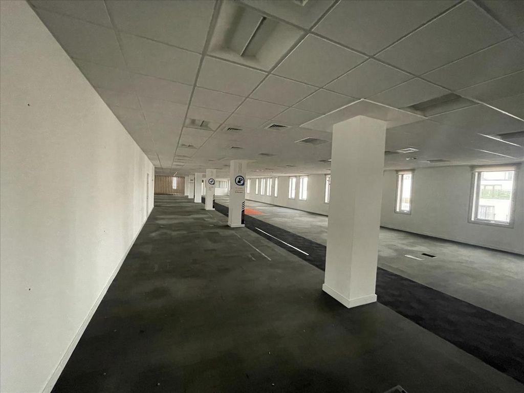 Property photo 3 of 29