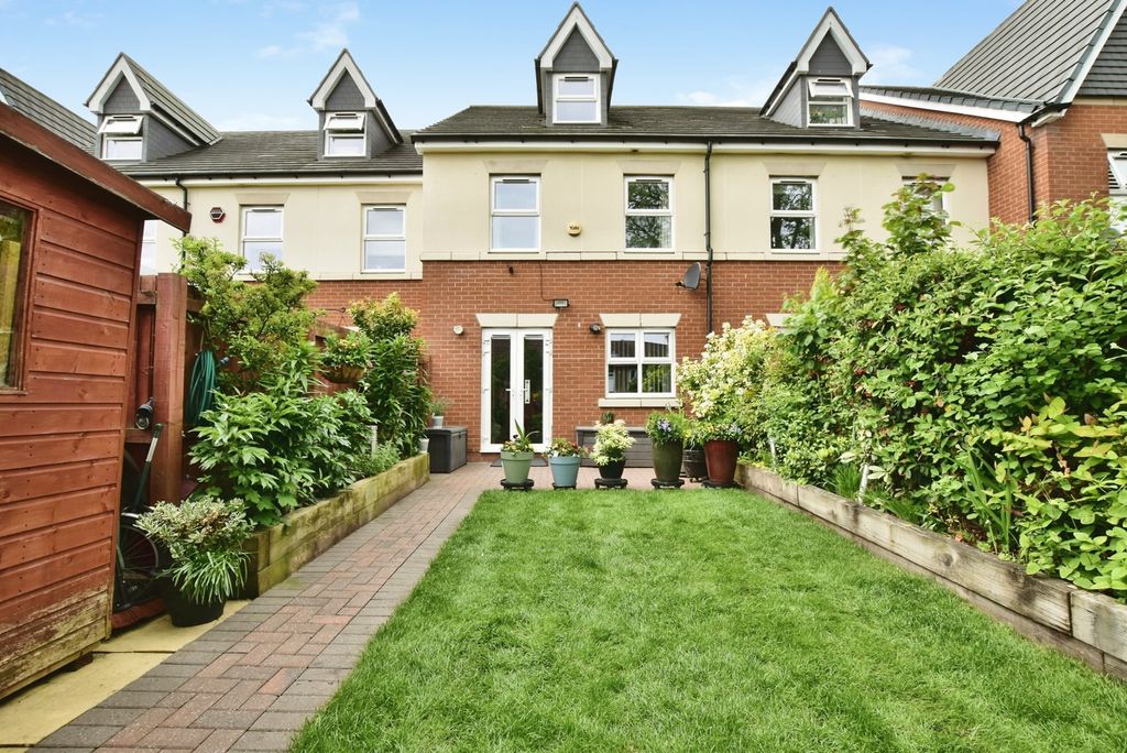 Property photo 1 of 17 Pbox-Img.Jpg