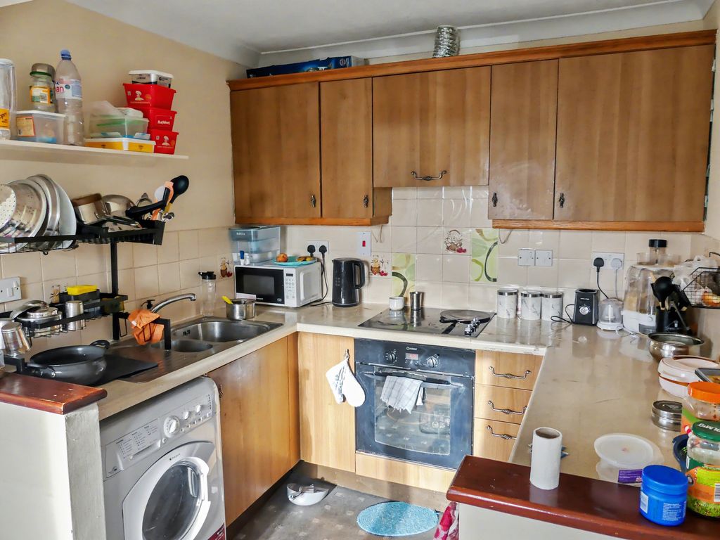 Property photo 2 of 5