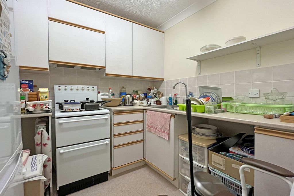 Property photo 3 of 7