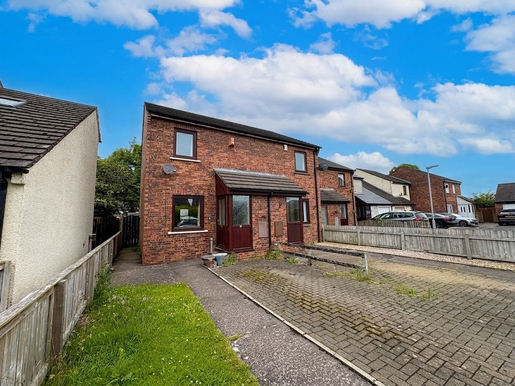 Property photo 1 of 17