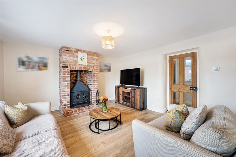 Property photo 2 of 24 Photo 6