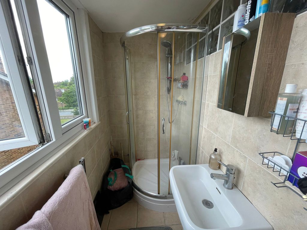 Property photo 3 of 3