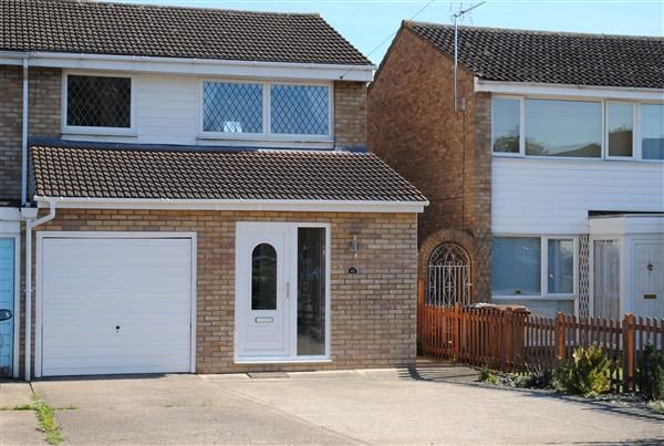 Property photo 1 of 9 Front (Exterior)