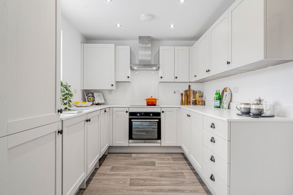 Property photo 2 of 30