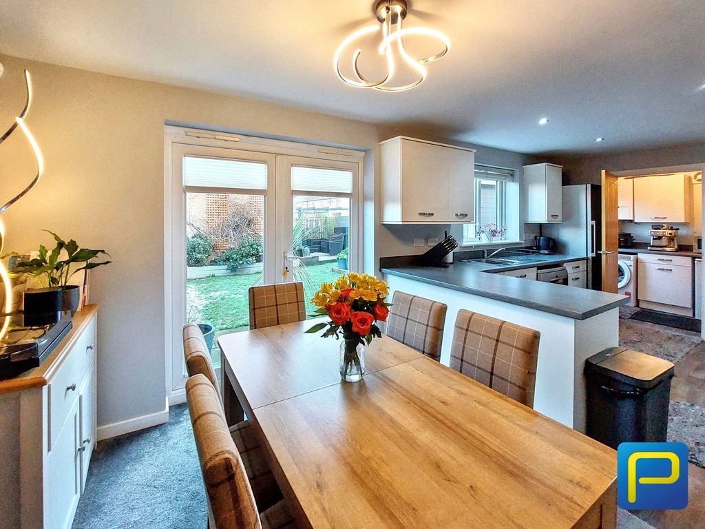 Property photo 2 of 30