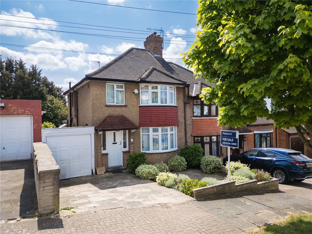 Property photo 1 of 10 External