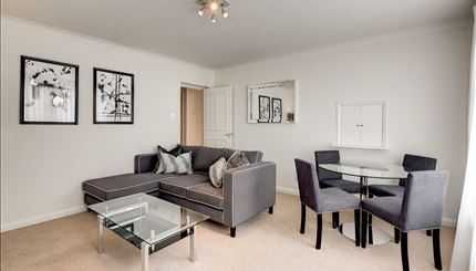 Property photo 2 of 7 Lounge
