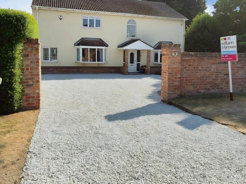 Property photo 1 of 25