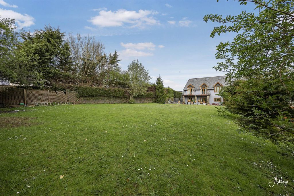 Property photo 2 of 37 Rear
