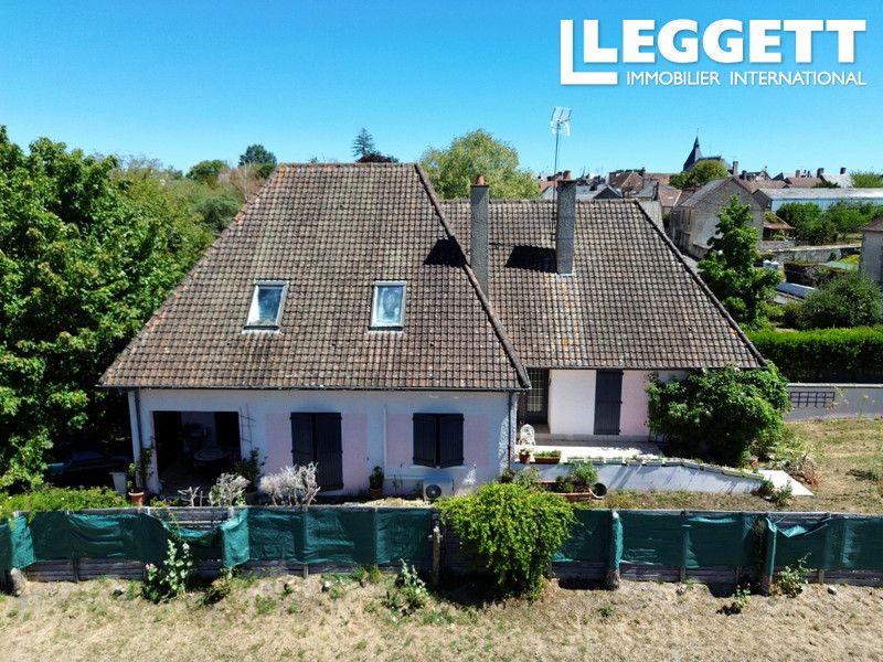 Property photo 1 of 10