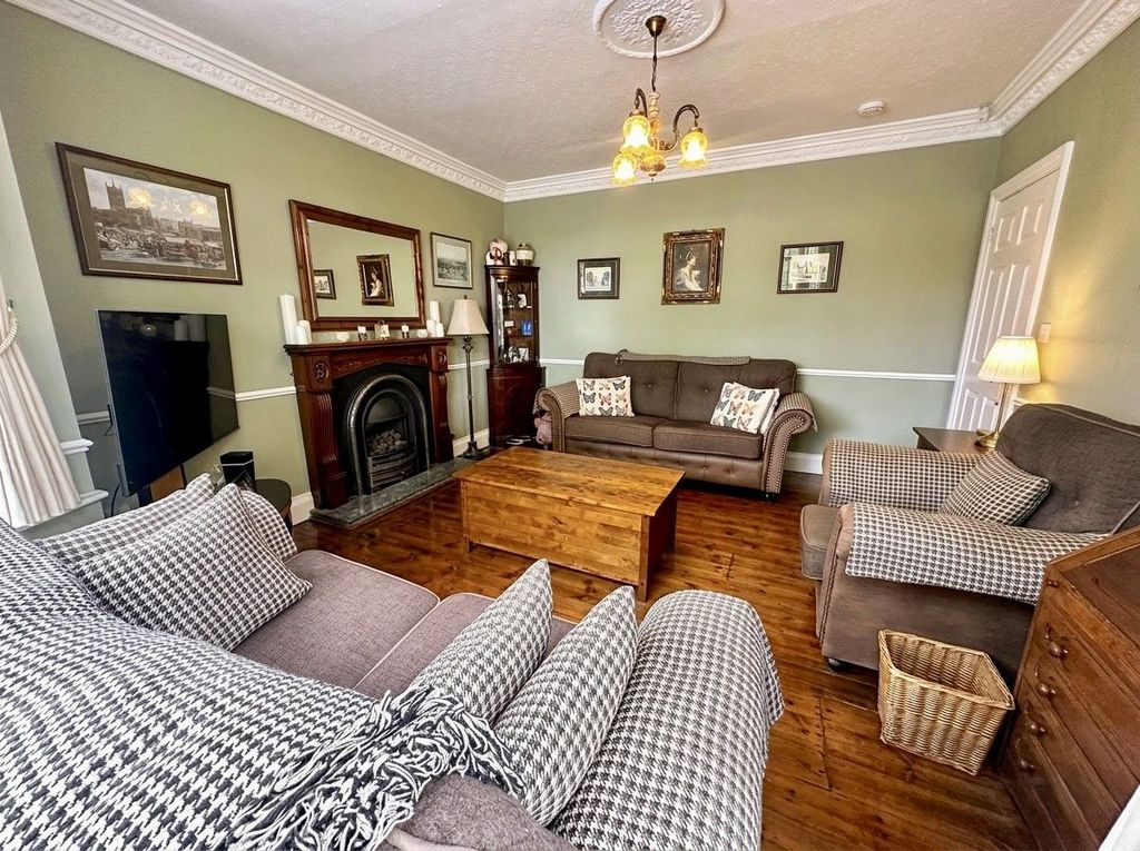 Additional image 5 of 4 bed detached house for saleThe Broadway, Dudley DY1