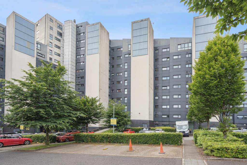 Property photo 1 of 11 1