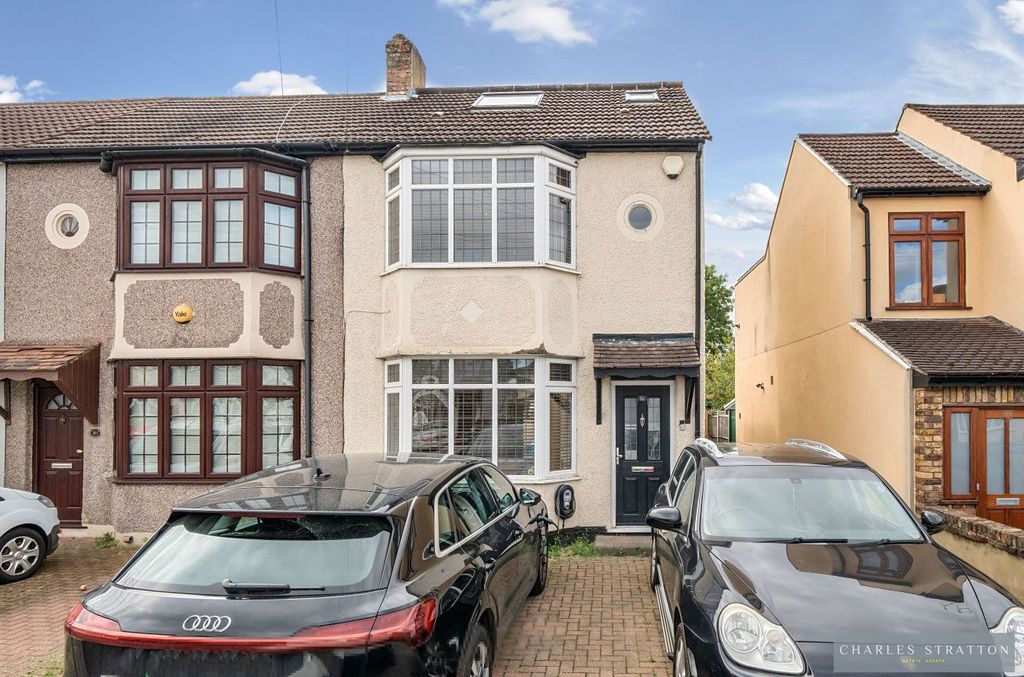 Property photo 2 of 24 Front