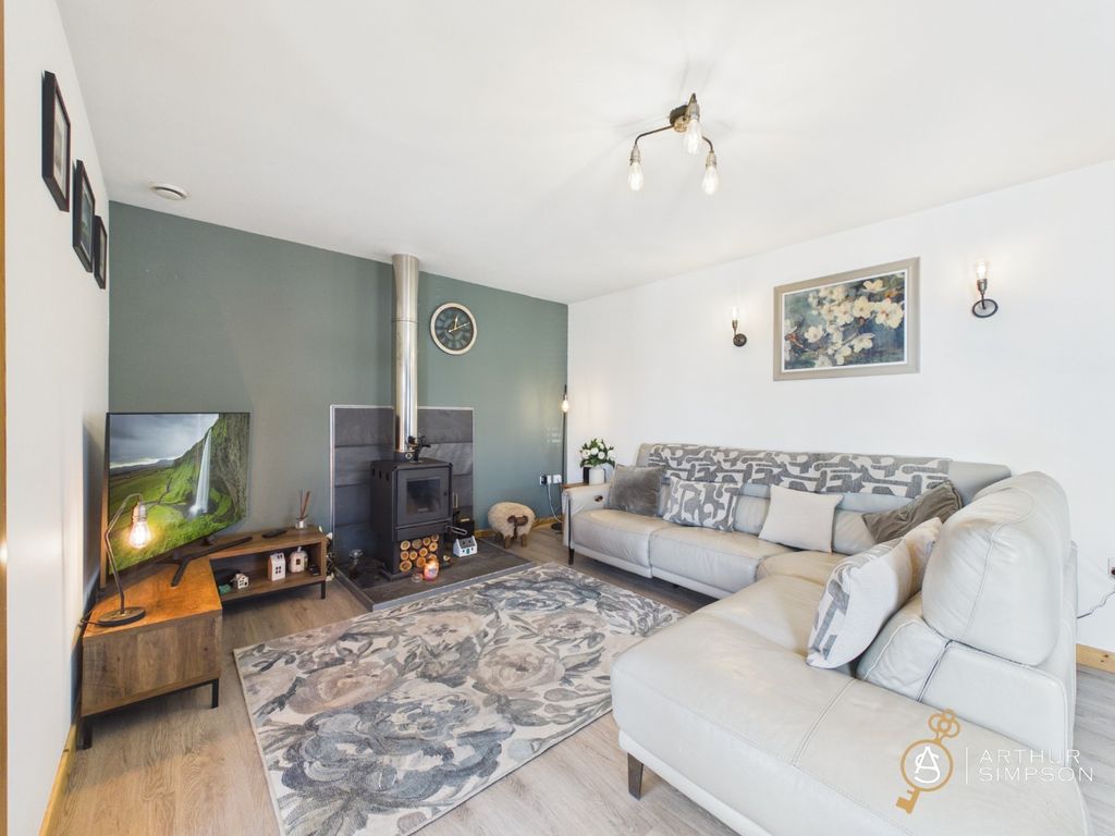 Property photo 2 of 48 5130622