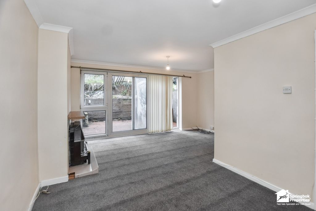 Property photo 2 of 16 Image 1