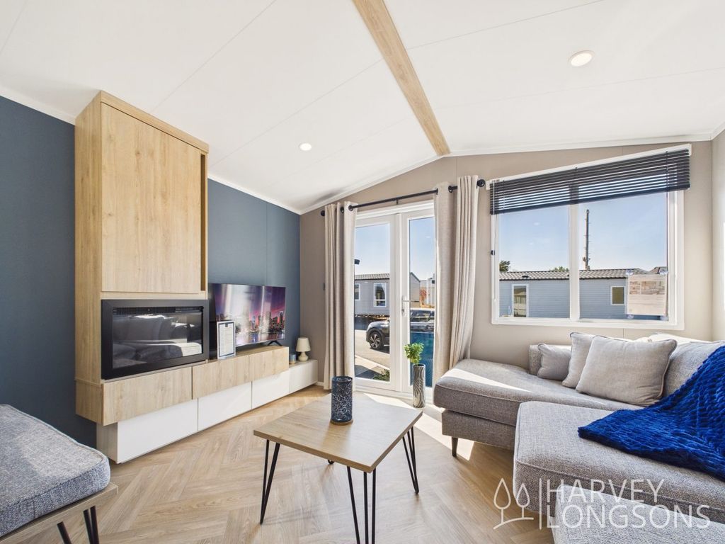 Property photo 1 of 16 Victory Bower Lounge Area