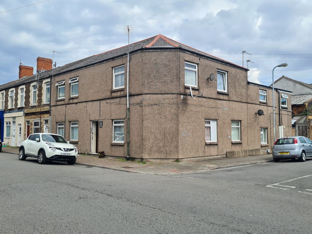 Property photo 1 of 19