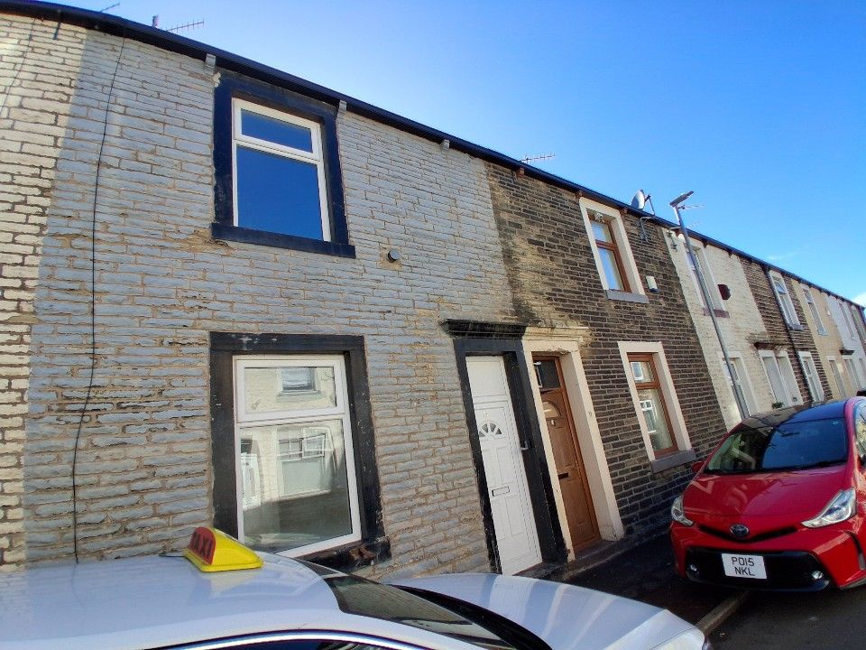 Property photo 2 of 19