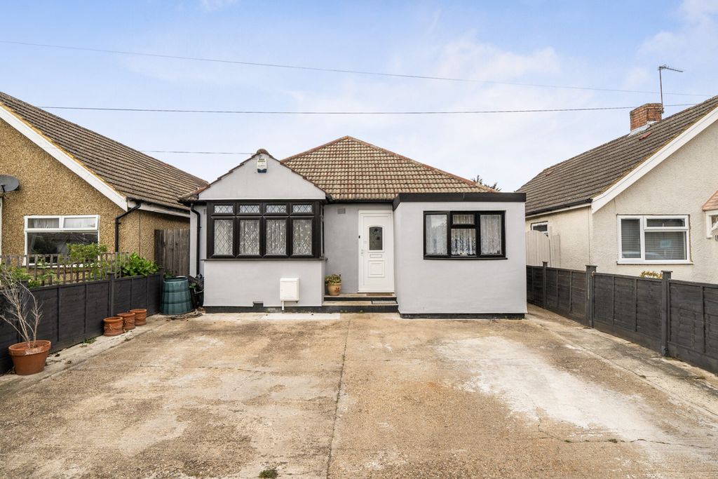Property photo 1 of 15 1464967-18-6A0F22...