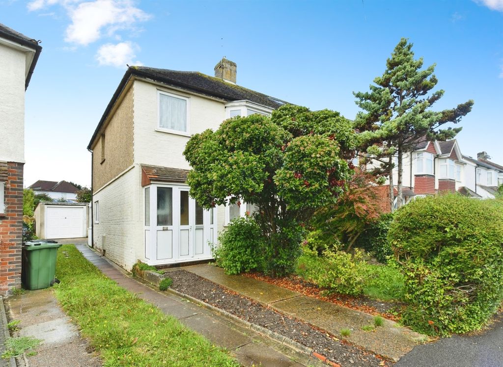 Property photo 1 of 23