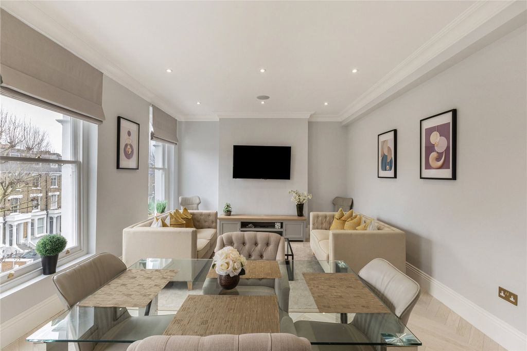 Property photo 3 of 14 Picture No. 02