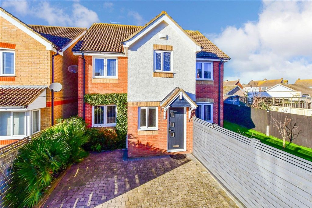 Property photo 3 of 18 External (Web)