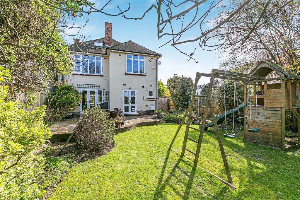 Property photo 1 of 30