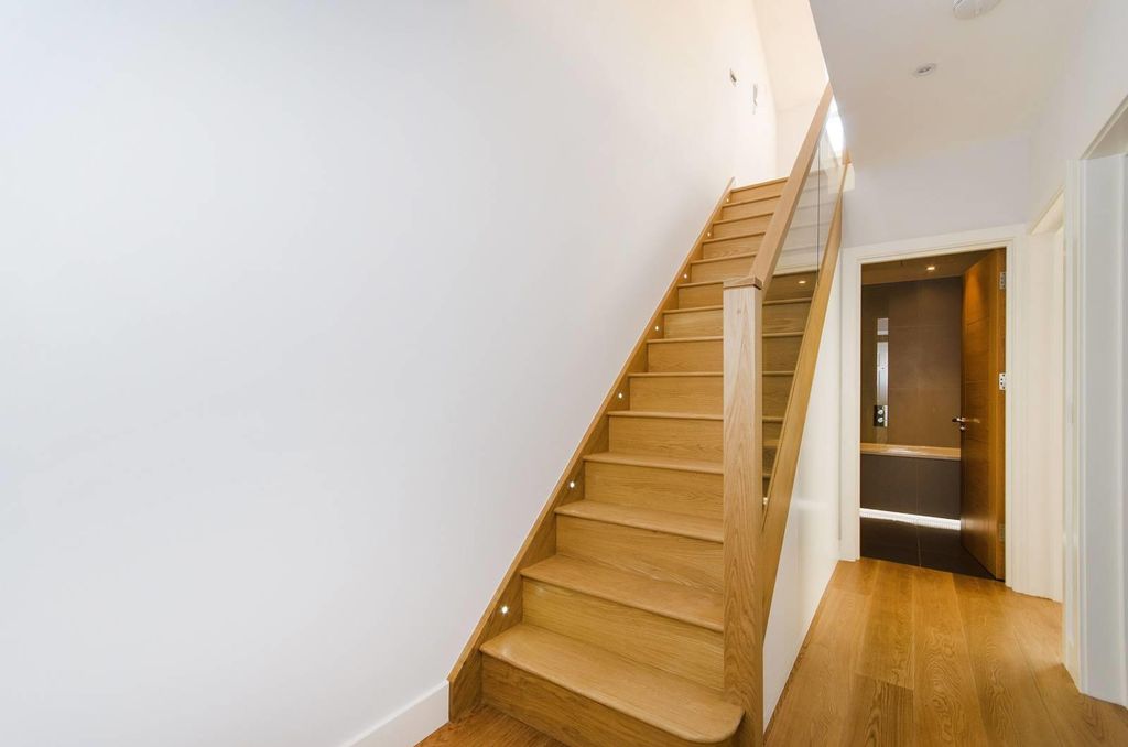 Property photo 3 of 8 Helliwell &amp; Co.