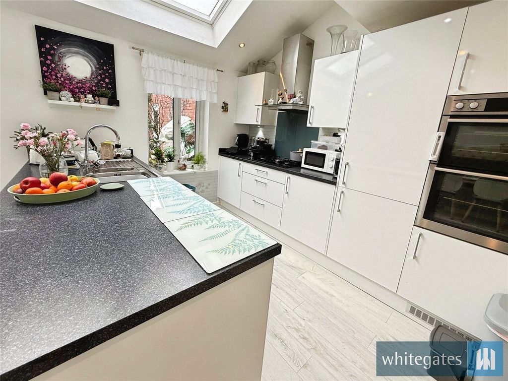 Property photo 3 of 24 Picture No. 25