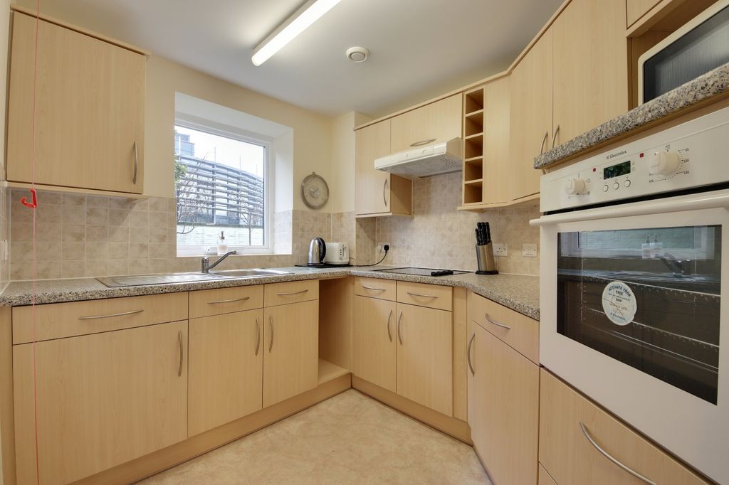 Property photo 2 of 6 Picture No. 04