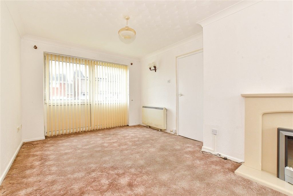 Property photo 1 of 10 Lounge/ Dining Room